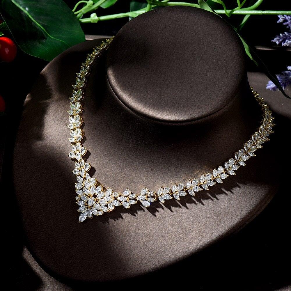 Gorgeous AAA+ Cubic Zirconia Crystal Leaf Shape Jewelry Set - BridalSparkles