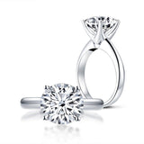 Glamorous 2.5 Ct Round Lab Diamond Wedding Engagement Ring - BridalSparkles