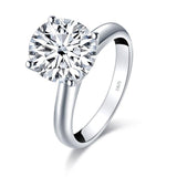 Glamorous 2.5 Ct Round Lab Diamond Wedding Engagement Ring - BridalSparkles