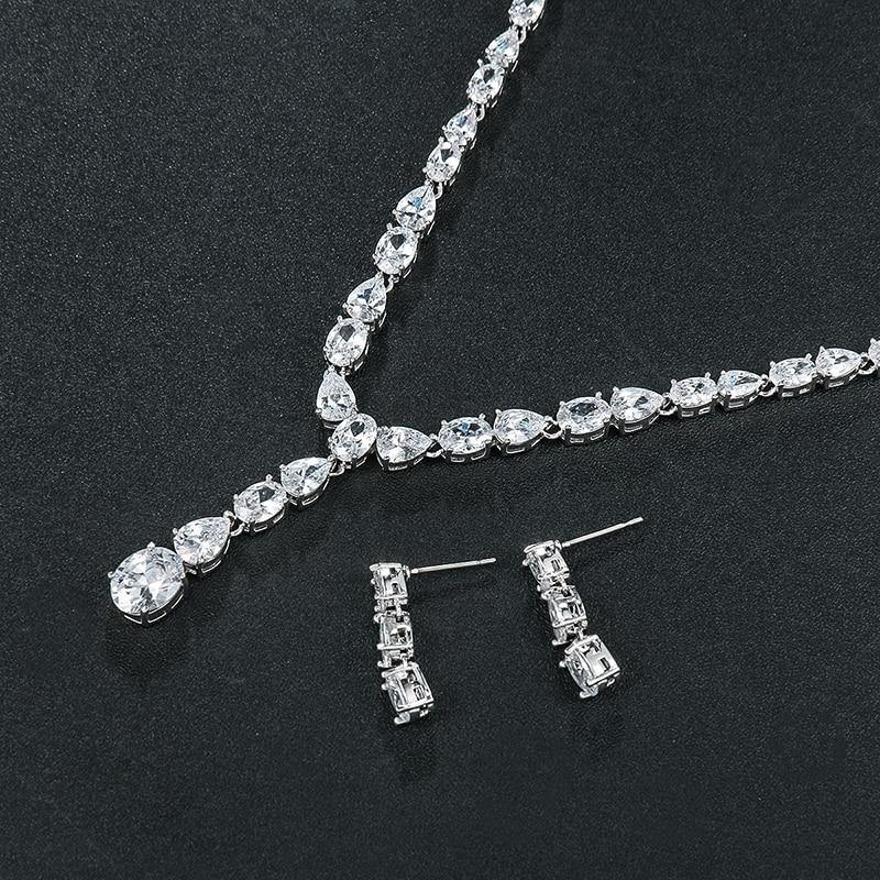 Exquisite Oval and Teardrop AAA+ Cubic Zirconia Diamonds Bridal Set - BridalSparkles
