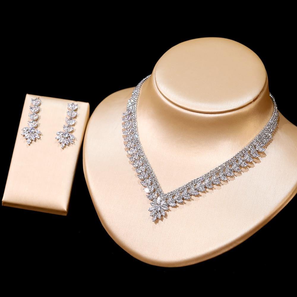 New Luxury AAA+ Zircon Diamonds Necklace and Earrings 2 Piece Set - BridalSparkles